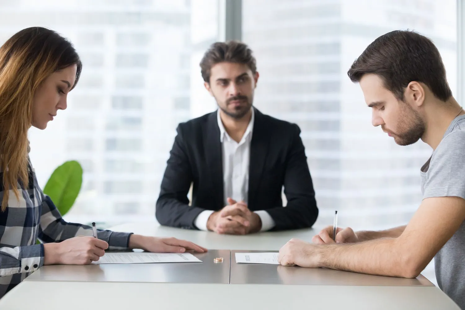 How EH Mediation Guides Couples Toward Fair and Balanced Outcomes Beverley